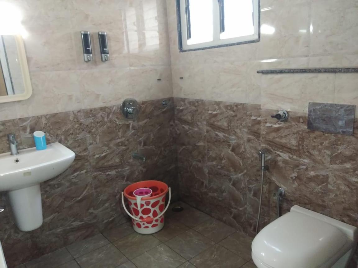 Anika Palace By Pepe Inn Hotel Уті Екстер'єр фото