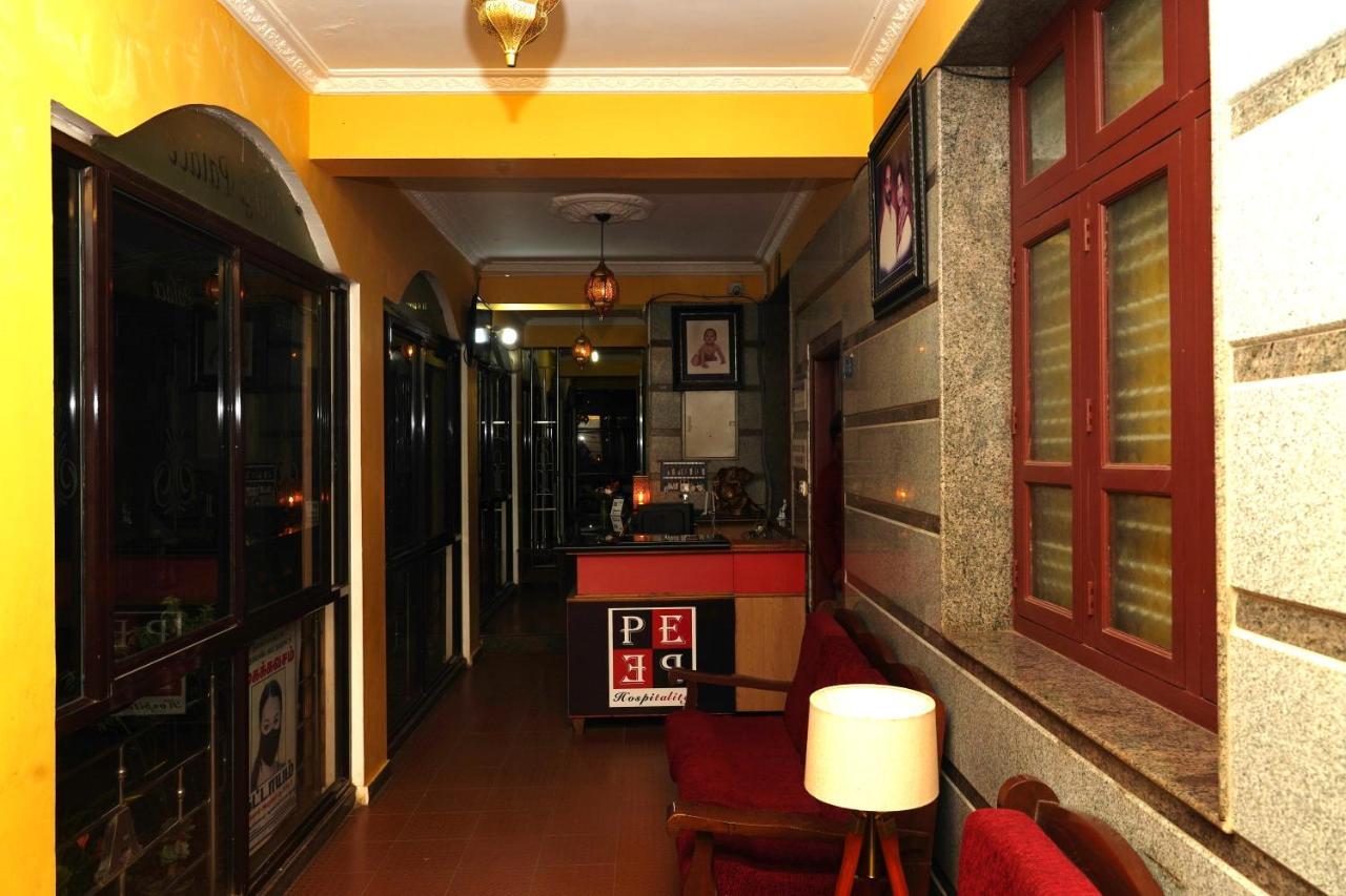 Anika Palace By Pepe Inn Hotel Уті Екстер'єр фото