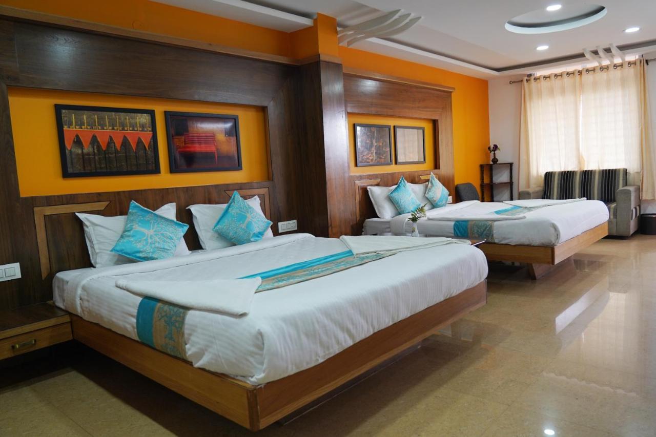 Anika Palace By Pepe Inn Hotel Уті Екстер'єр фото